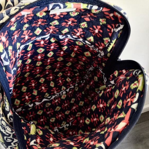 Vera Bradley Backpack HTF Sun Valley Large Zip Travel Pockets Adjustable Strap - Picture 4 of 12